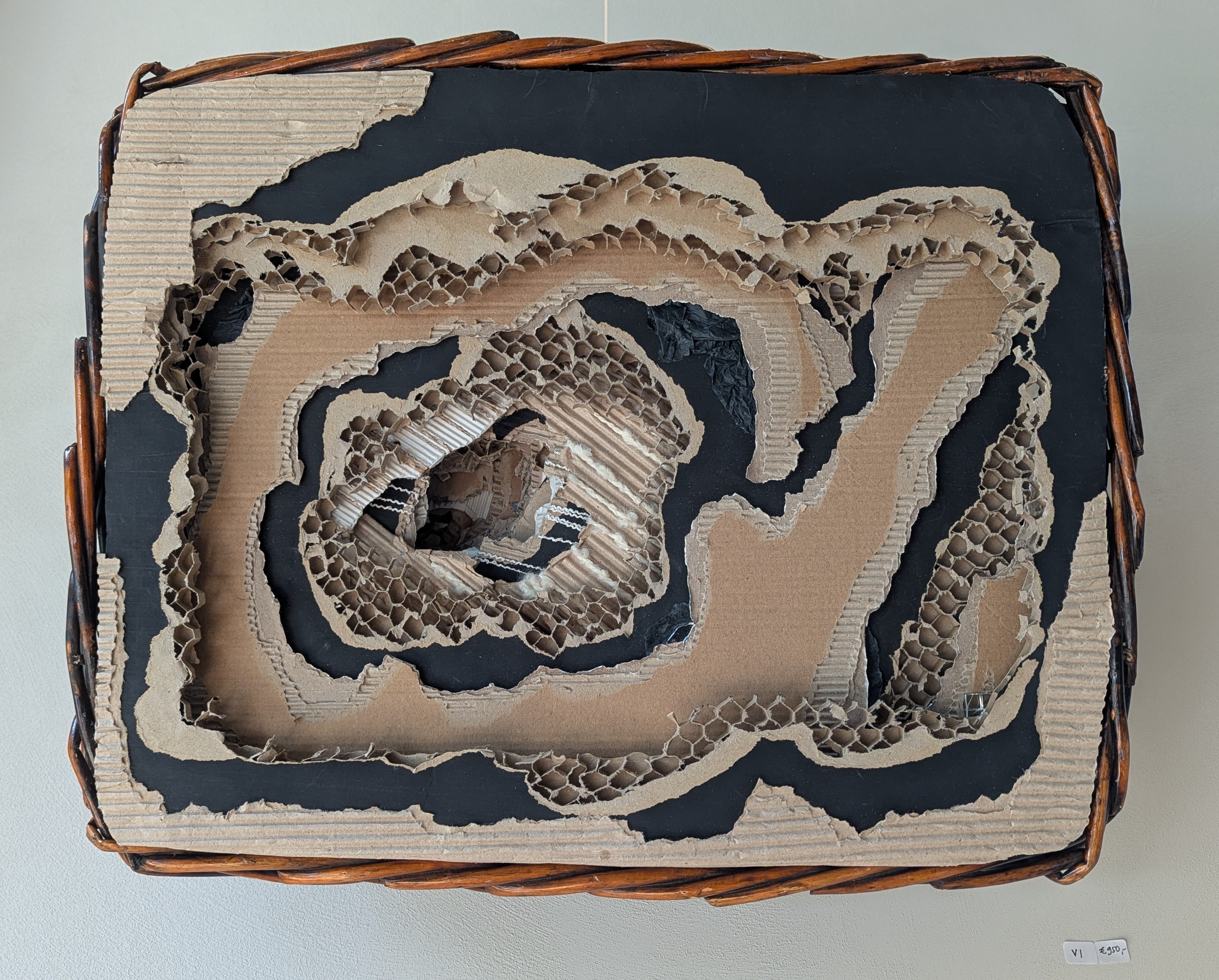 Rowena Peters 2026 Bijschijnen Vl Afzetting  45x65cm Mixed media